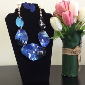 Necklace set